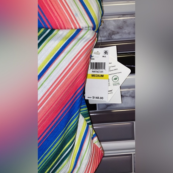 One piece swimsuit - Picture 4 of 6